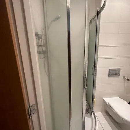 ホームステイ Master Bedroom With Ensuite Shower レパーズタウン